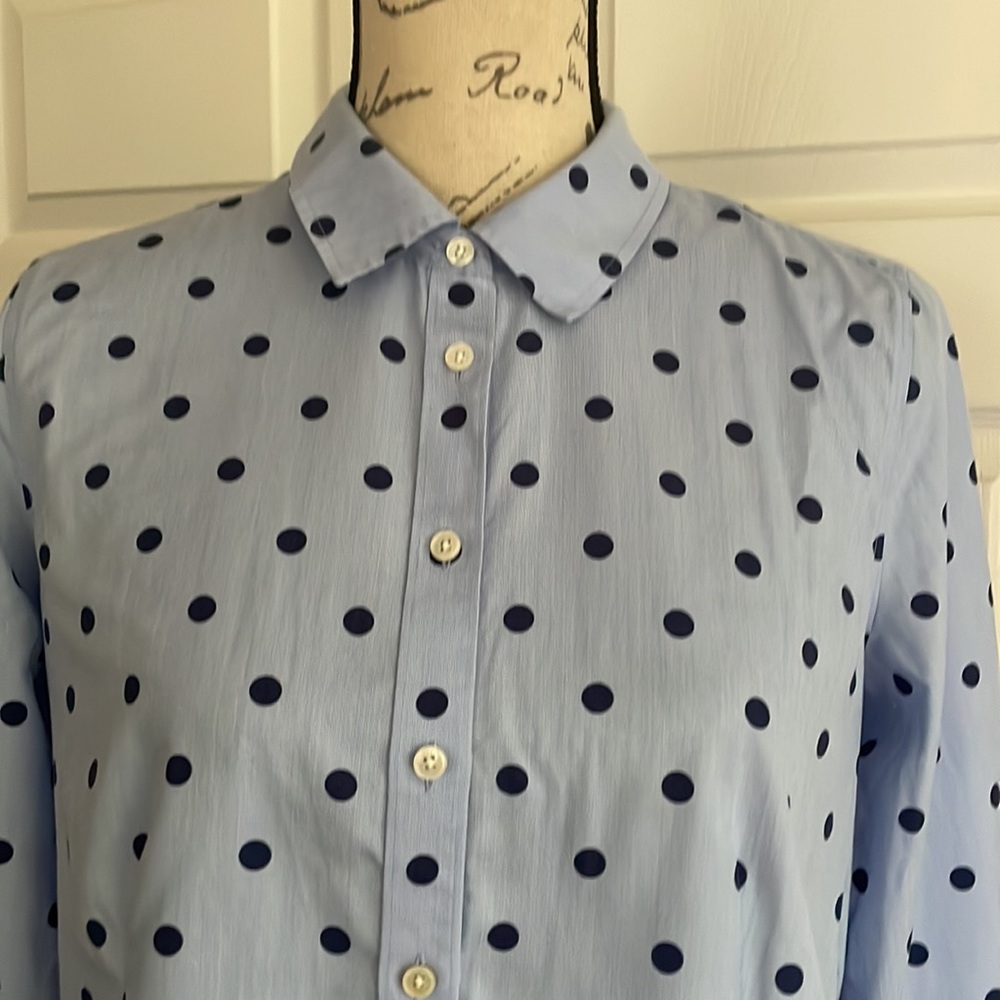 Talbots buttons down shirt - Picture 2 of 8